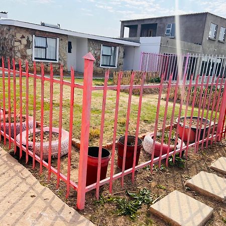 Mphatlalatsane Bnb Maseru Exterior photo